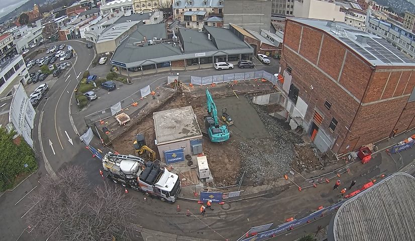 Живая трансляция камеры из Earl Arts Centre в Earl St, Launceston
