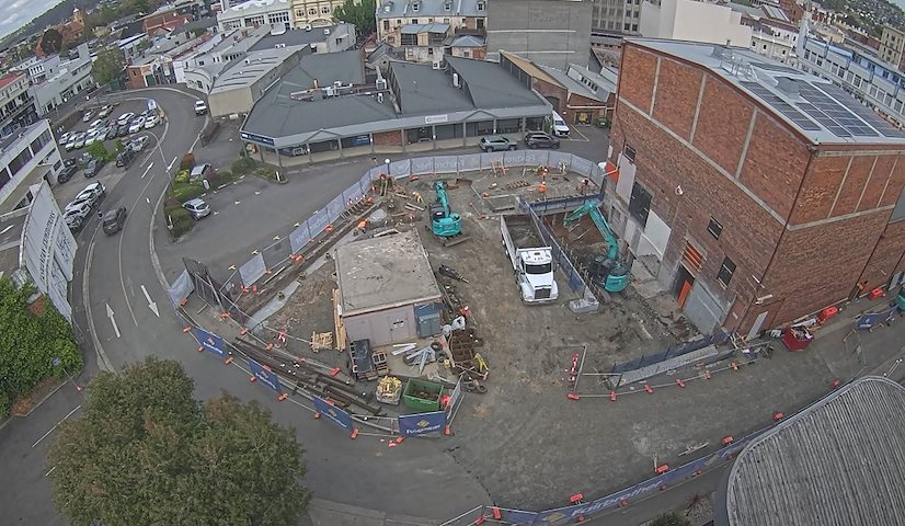 Live camera feed from Earl Arts Centre in Earl St, Launceston