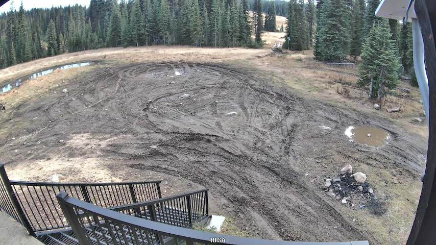 Live camera feed from Main Chalet in Main Chalet