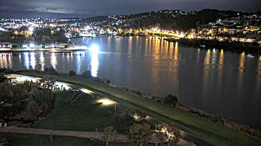 Tamar Estuary Image