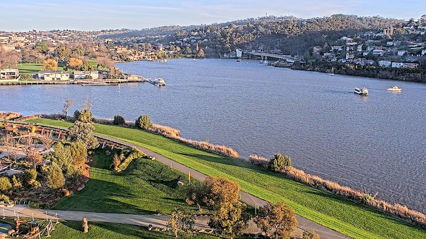 Canal de câmera ao vivo de Tamar Estuary em Launceston, Tasmania
